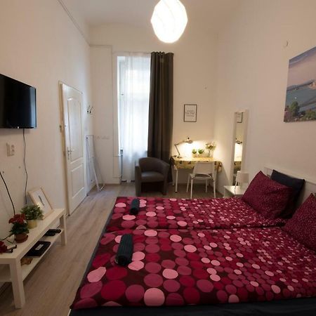 No. 11 Apartment With 2 Bathrooms Next To Railway Station Budapešť Exteriér fotografie