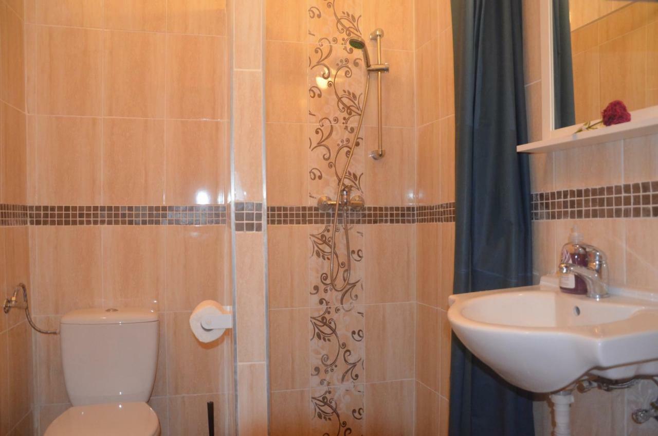 No. 11 Apartment With 2 Bathrooms Next To Railway Station Budapešť Exteriér fotografie
