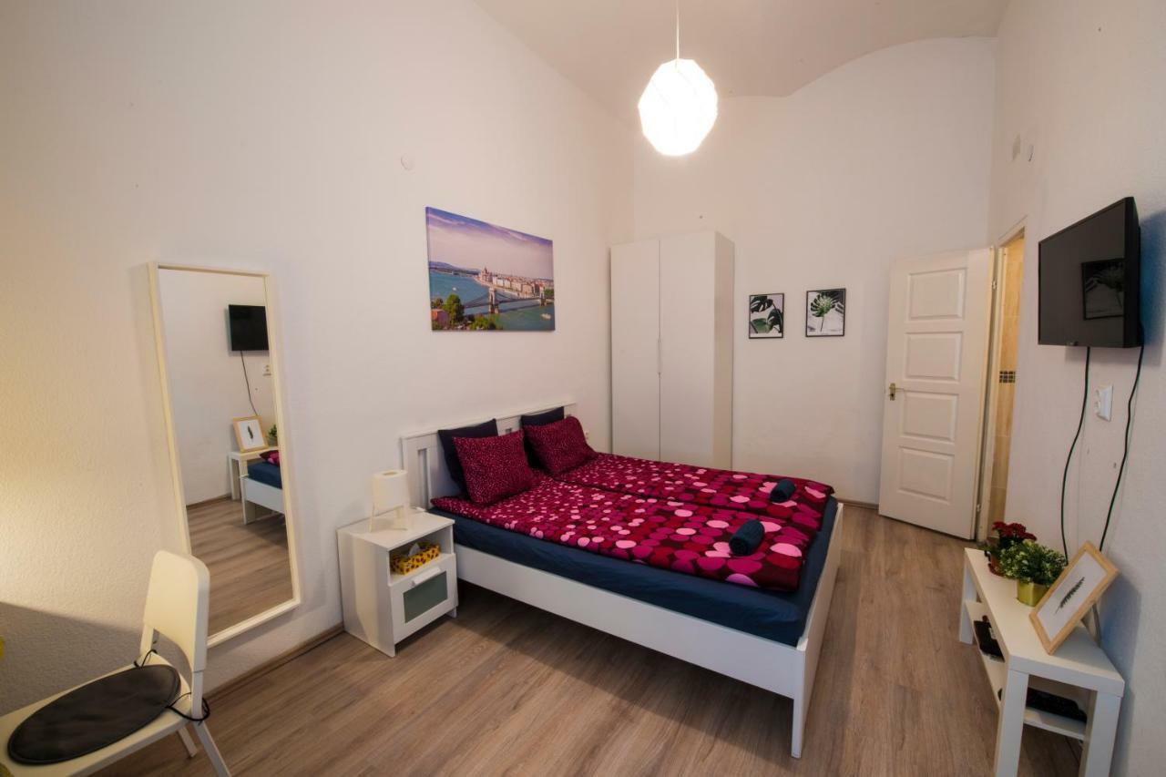 No. 11 Apartment With 2 Bathrooms Next To Railway Station Budapešť Exteriér fotografie