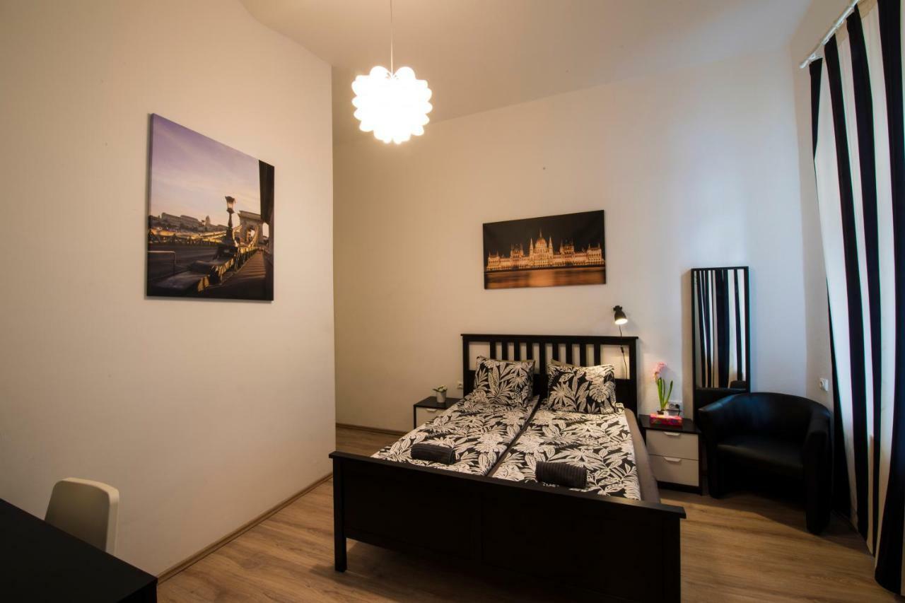 No. 11 Apartment With 2 Bathrooms Next To Railway Station Budapešť Exteriér fotografie