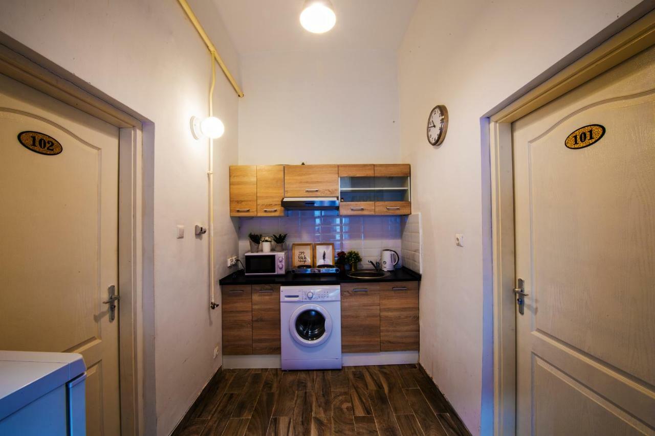 No. 11 Apartment With 2 Bathrooms Next To Railway Station Budapešť Exteriér fotografie